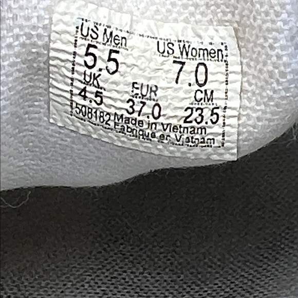 White vans. - Picture 3 of 3